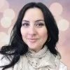 Darina reviewing systeme io as all-in-one business software